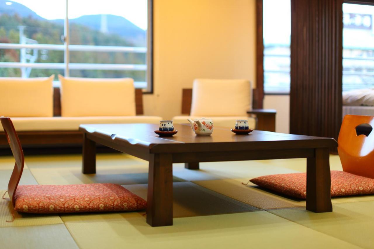 Hotel Koyokaku à Ureshino Extérieur photo